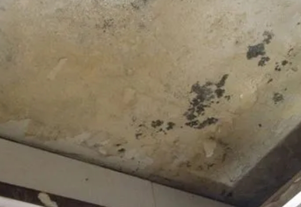 直辖县级行政区划阳台漏水维修公司分享下直辖县级行政区划卫生间渗水维修需要注意哪些问题。